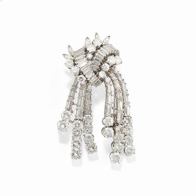 Spilla in oro bianco 18k decorata con diamanti