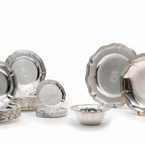 A silver table set, 20th Century