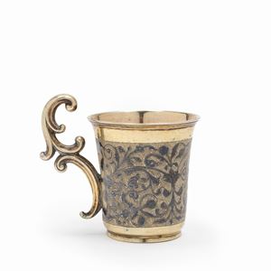 A vermeill and nielloed silver tankard, Moscow Half 19th Century