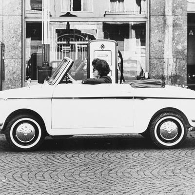Senza Titolo (pompa di Benzina)