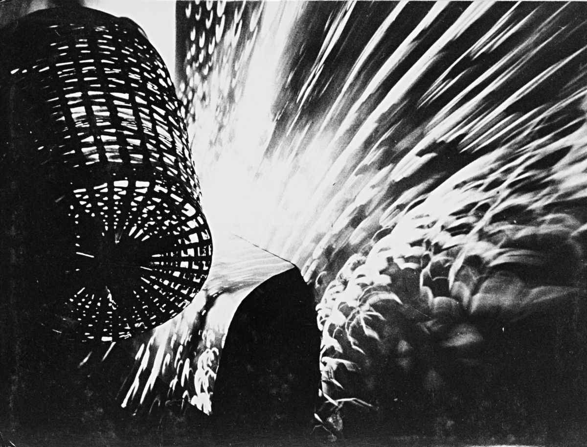 Raoul Hausmann - Courbelles De Lumiere