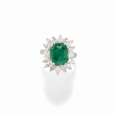 Anello con smeraldo colombiano, in iridio e platino