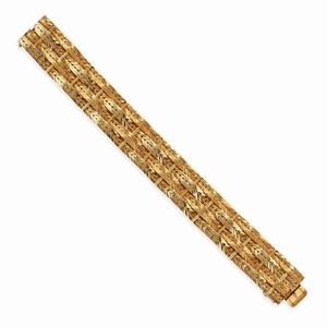 A 18k yellow gold bracelet