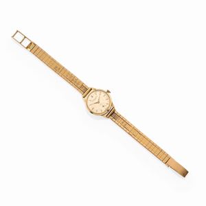 A 18k yellow gold wristwatch, Baume & Mercier, defects