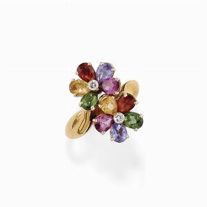 Anello con pietre colorate e diamanti