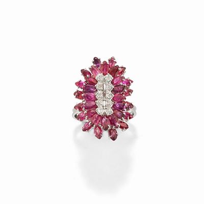 Anello con rubini, oro bianco 18k