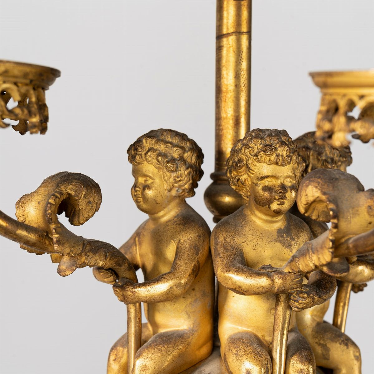 Coppia di Grandi e Importanti Candelabri Impero in Bronzo Dorato e a Patina Scura, Francia Inizi ...