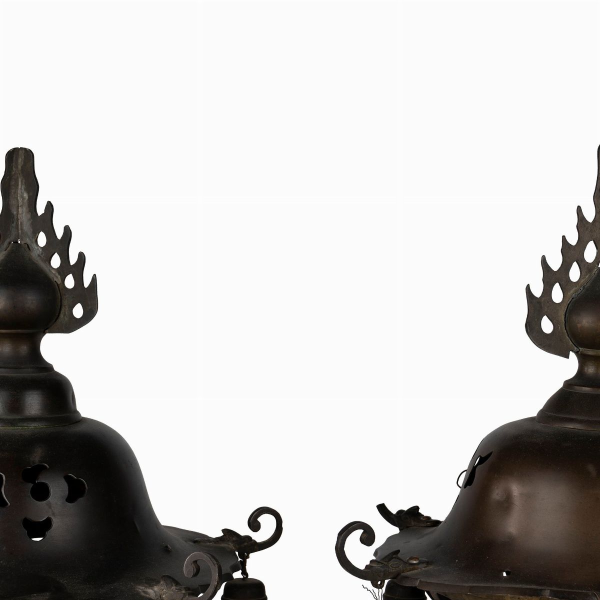 Due Lampade in Metallo, Cina, Inizio Secolo XX
