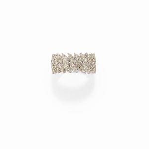  - Anello con diamanti