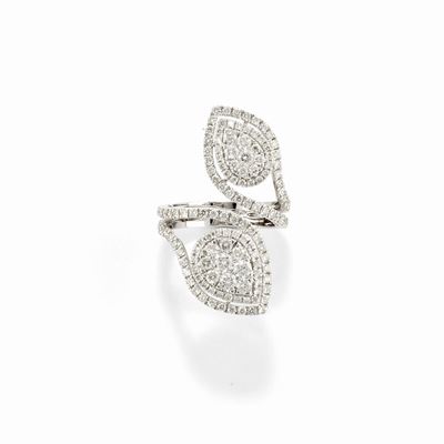 Anello, in oro bianco 18k con diamanti taglio brillante