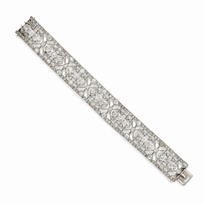 Bracciale in platino con diamanti, circa 1920