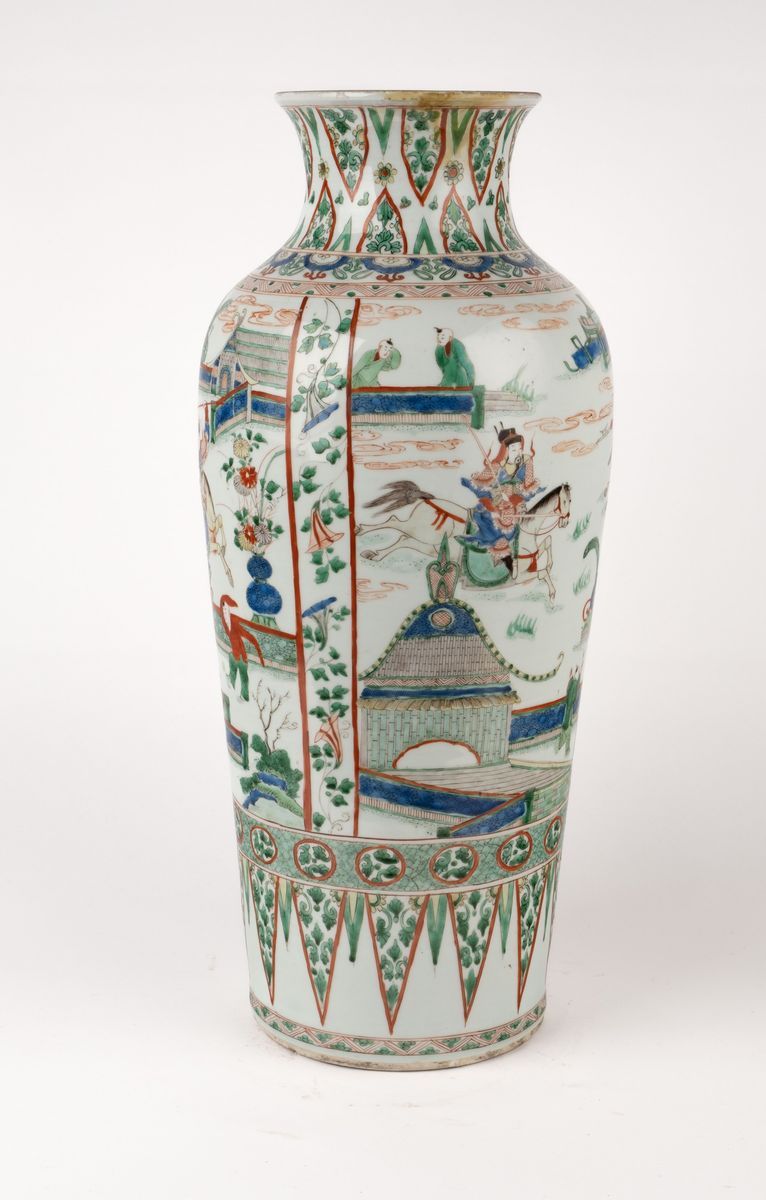 Vaso a rouleau in porcellana Famiglia Verde, Cina, periodo Kangxi (1661-1722)
