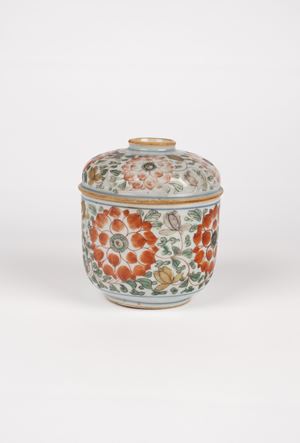 Scatola con coperchio in porcellana Famiglia Verde. Cina, secolo XIX