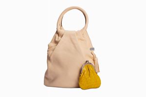 Lotto composto da borsa e porta monete
