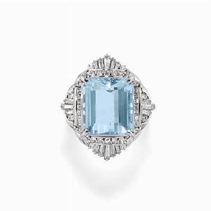 Anello con diamanti e acquamarina