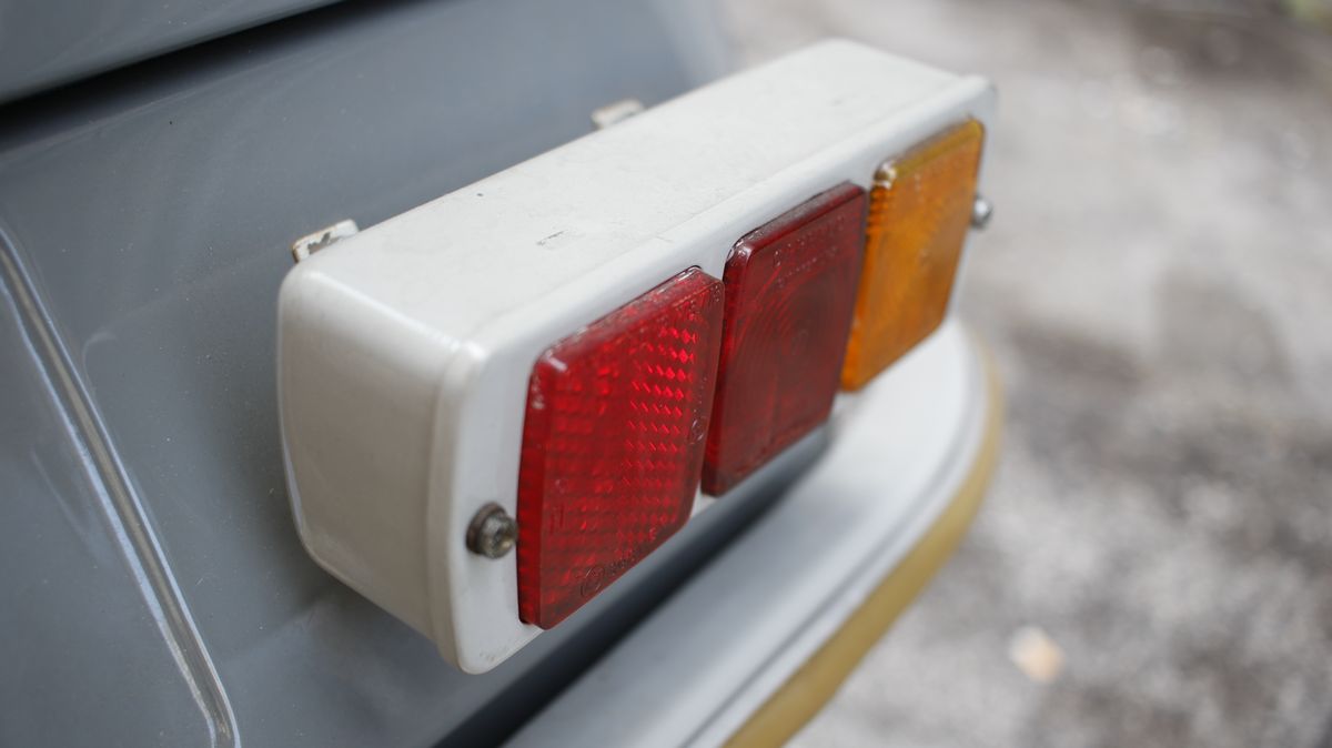 Citroën 2CV AZ (Citroën)