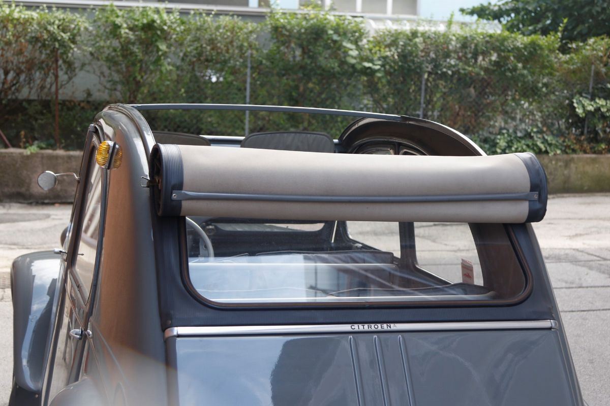 Citroën 2CV AZ (Citroën)