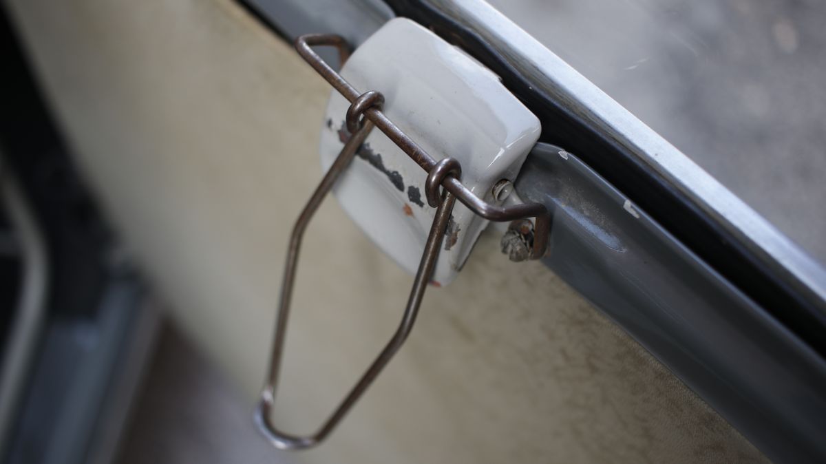 Citroën 2CV AZ (Citroën)