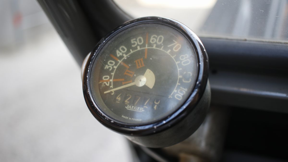 Citroën 2CV AZ (Citroën)