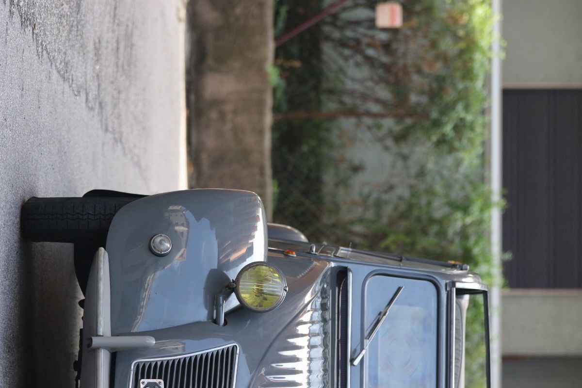 Citroën 2CV AZ (Citroën)