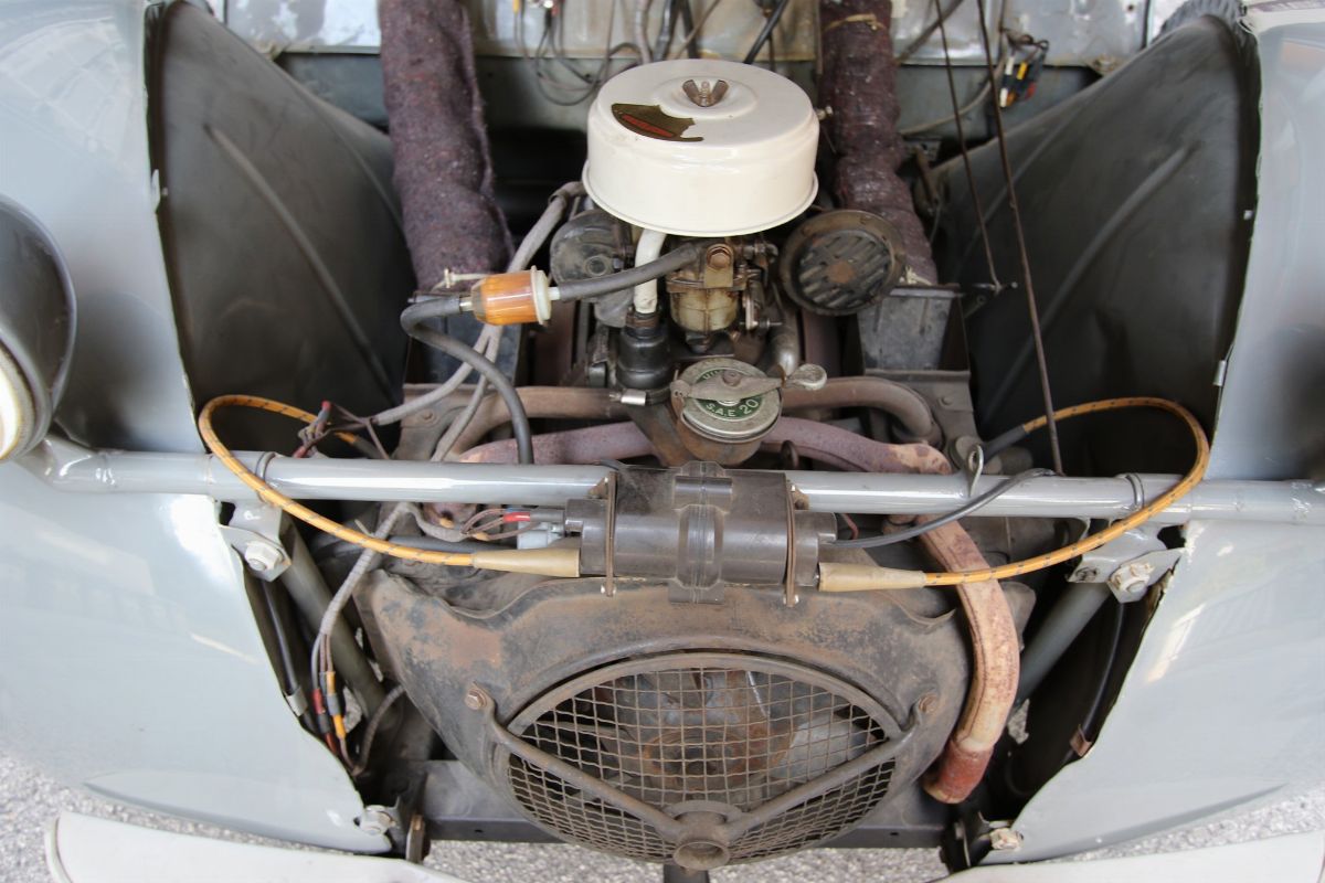 Citroën 2CV AZ (Citroën)