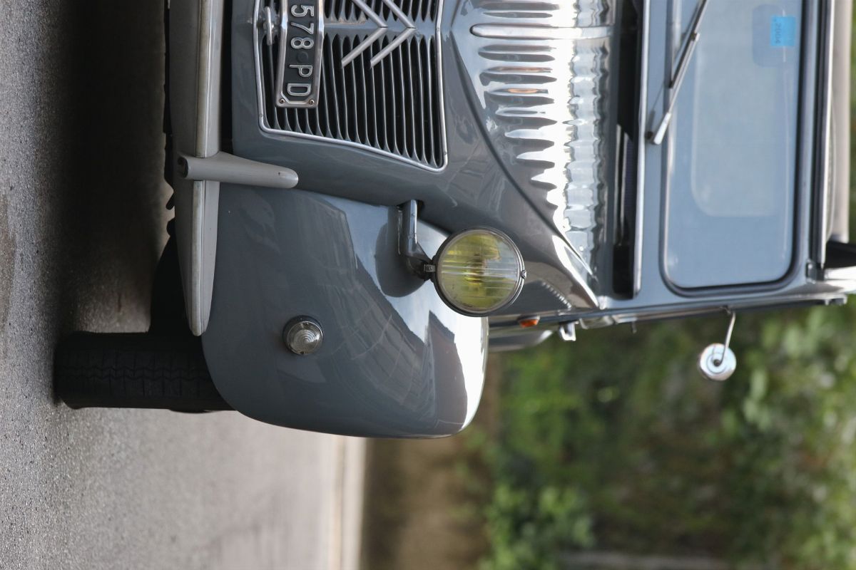 Citroën 2CV AZ (Citroën)