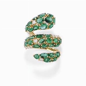 Anello con smeraldi e diamanti