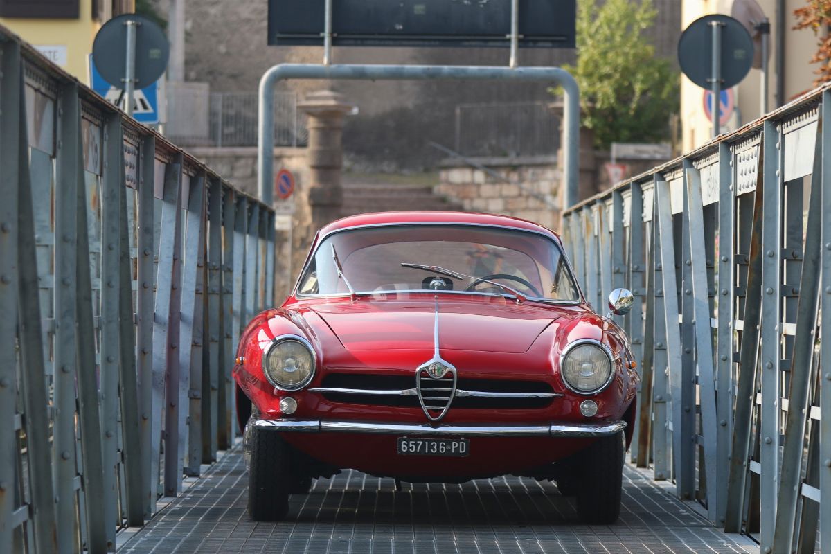 Alfa Romeo Giulietta Sprint Speciale (Bertone)