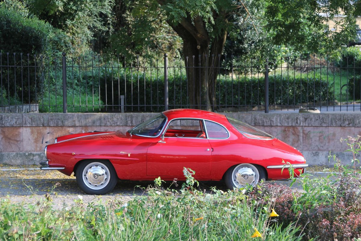 Alfa Romeo Giulietta Sprint Speciale (Bertone)