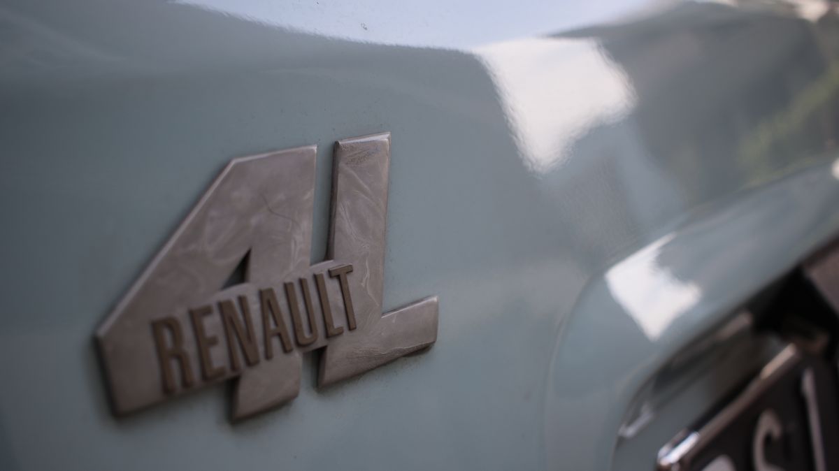 Renault R4L (Alfa Romeo)