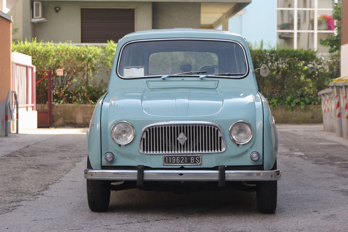 Renault R4L (Alfa Romeo)