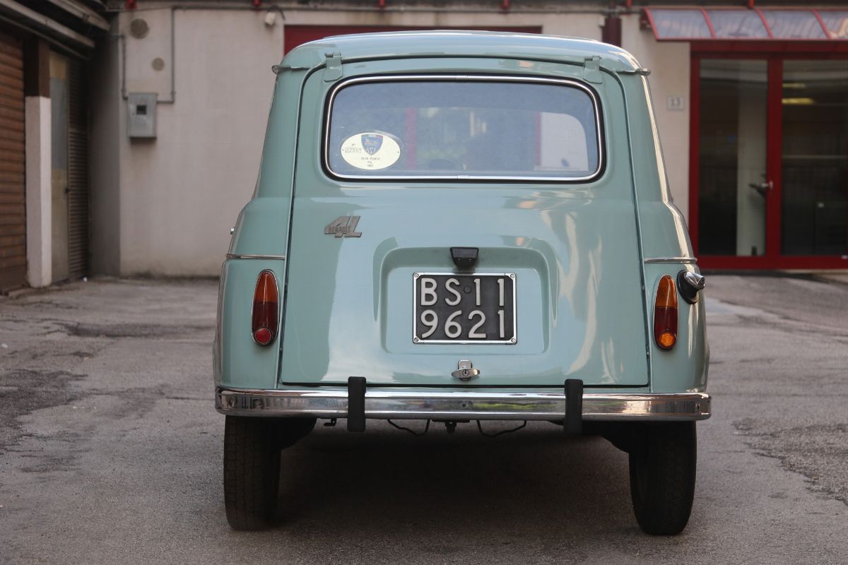 Renault R4L (Alfa Romeo)