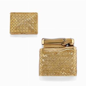 Accendino e portapillole