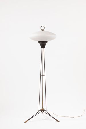 Floor lamp