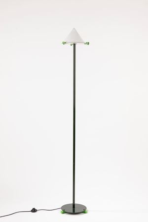 Floor lamp