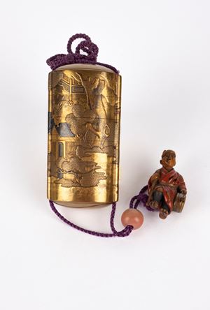 ☼A GILT LACQUERED INRO