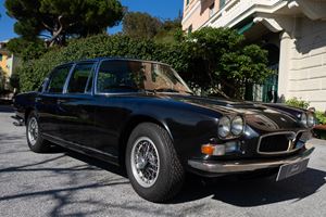 Quattroporte (Carrozzeria Alfredo Vignale & C.)