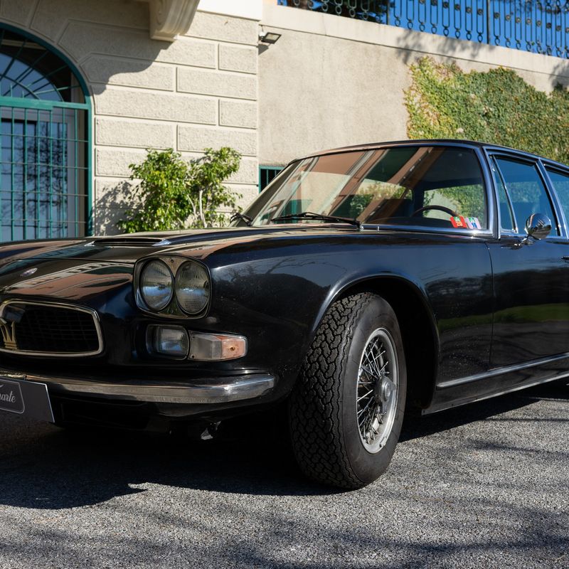 Quattroporte (Carrozzeria Alfredo Vignale & C.)