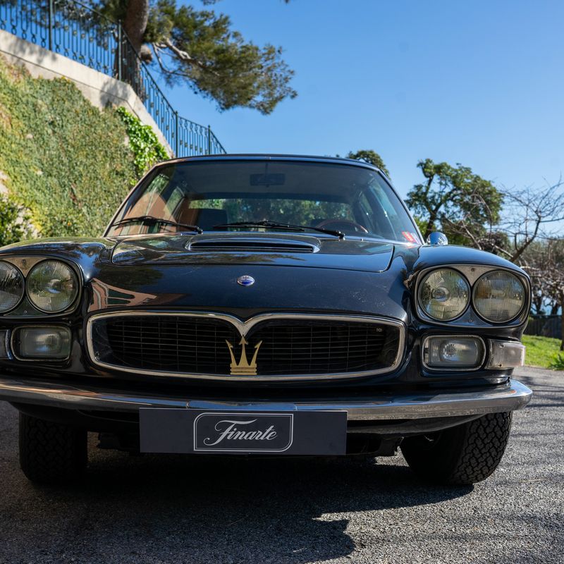Quattroporte (Carrozzeria Alfredo Vignale & C.)