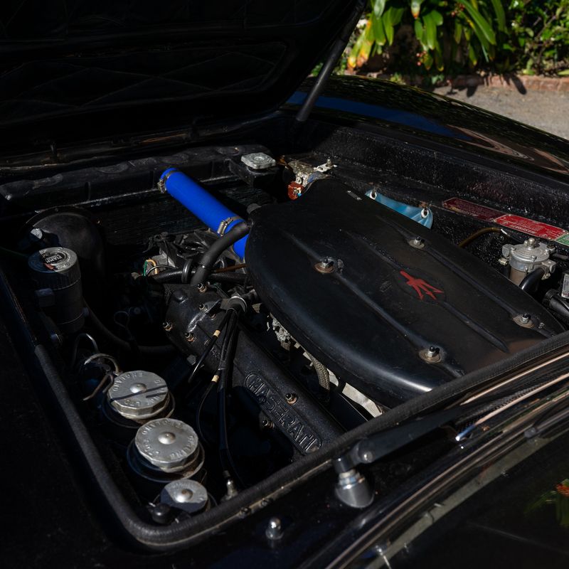 Quattroporte (Carrozzeria Alfredo Vignale & C.)