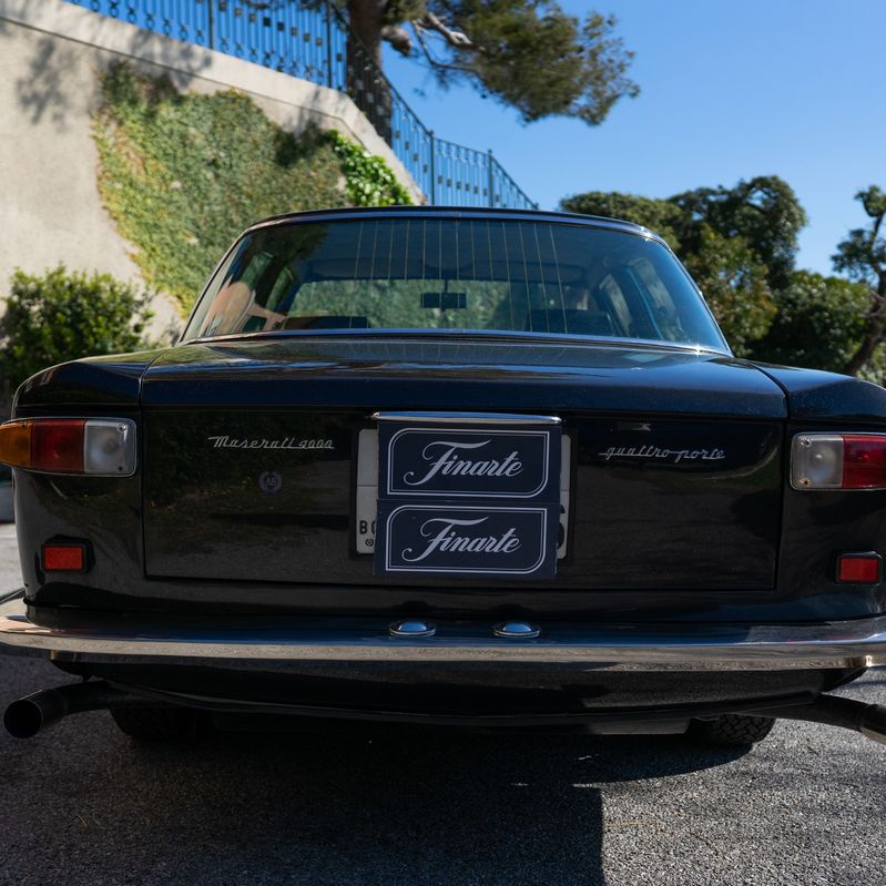 Quattroporte (Carrozzeria Alfredo Vignale & C.)