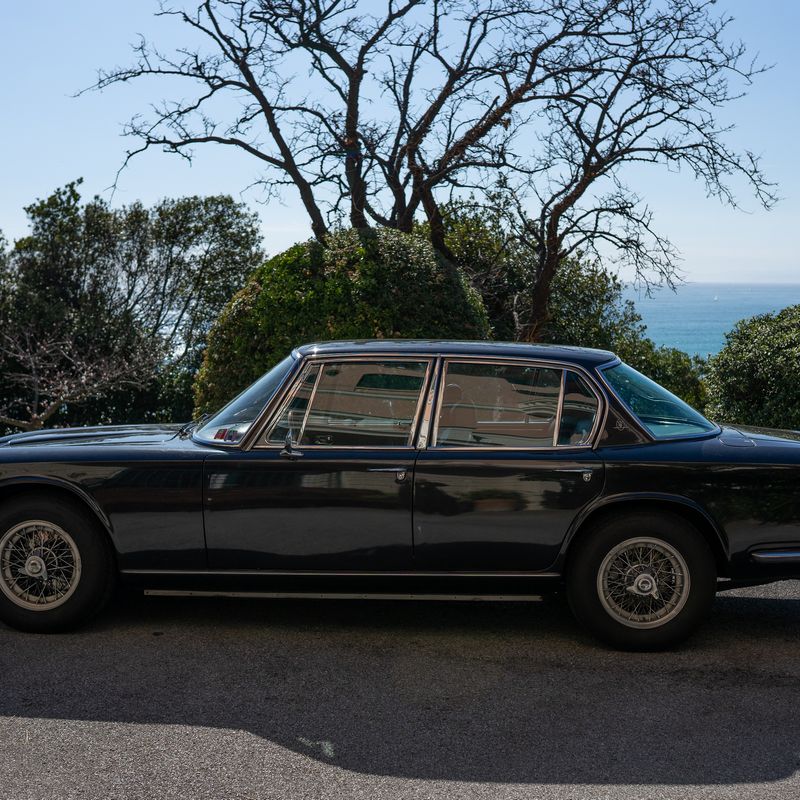 Quattroporte (Carrozzeria Alfredo Vignale & C.)