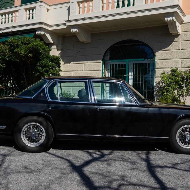 Quattroporte (Carrozzeria Alfredo Vignale & C.)