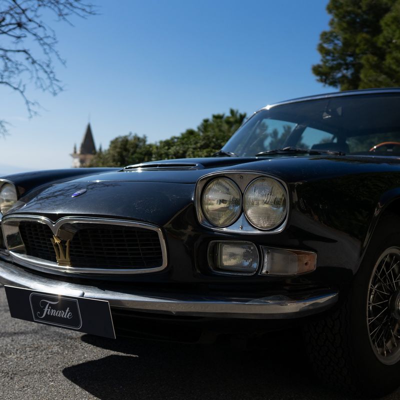 Quattroporte (Carrozzeria Alfredo Vignale & C.)