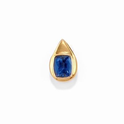 Pendente in oro giallo 14k con tanzanite a taglio cuscino